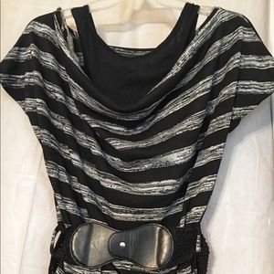 4x Layered Belted Top Black White Stripe